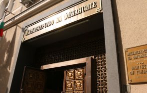министерството финансите обяви фискалният резерв февруари млрд лева