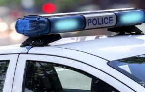 екшън чси отне бащината къща бизнесмен кромида барикадира нея