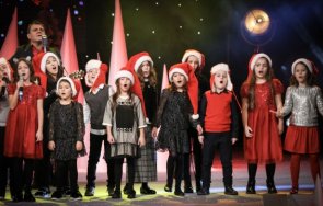 българската коледа подпомогна деца