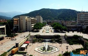 дпс изпревари бсп благоевградска област