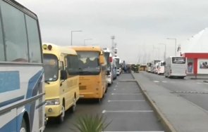десетки автобуси членове сик чакат часове морската гара бургас