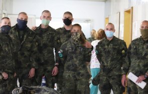 вма контингентът афганистан отрицателни тестове covid