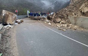 свлачище затвори пътя кричим девин