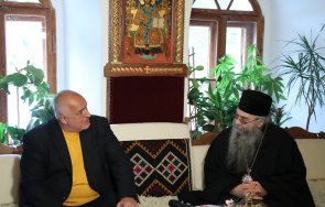 първо пик премиерът борисов рилския манастир многомандатни района имаме спечелени мълчим обновена видео