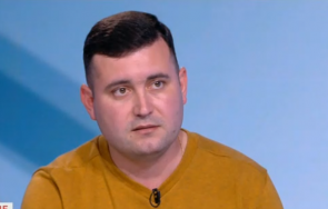 инфекционист горещи разяснения ваксинацията астразенека лечението коронавируса