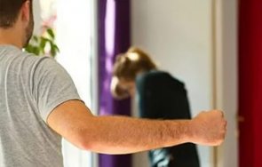 семеен скандал жена натопи съпруга полицията разкри крие дома