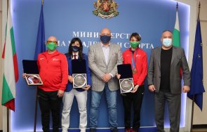 министър кралев награди илина иванова бронзовия медал европейското първенство таекуондо