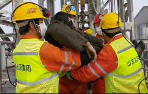 миньори останаха земята китайска каменовъглена мина