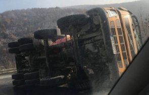 катастрофирал камион затапи пътя разград шумен