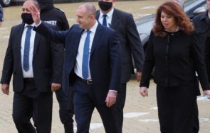 извънредно пик румен радев илияна йотова влязоха парламента първото заседание живо обновена