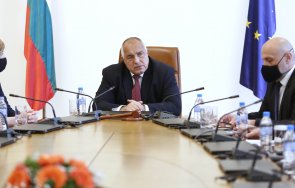 първо пик премиерът борисов младите бяха използвани влязат парламента добре забравени стари лица първия ден сме свидетели излъгани очаквания