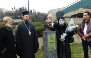 каба гайди смолян откриха паметника голямата певица радка кушлева