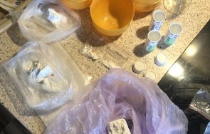 задържаха пловдивчанин дрога около бона снимки