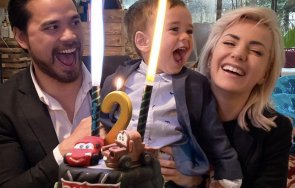 поли генова празнува сина