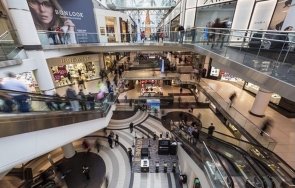 моловете гърция отново отвориха врати