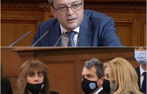 есклузивно първо пик парламентът тресе жесток скандал тома биков попиля хората слави подкара нинова манолова герб връща мандата обновена