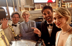 Бакалова празнува с Аманда Сейфрид