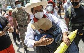 кандидат президент перу обеща покупка руската ваксина изберат