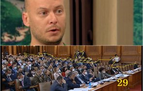 виктор димчев разобличи протестърите групата герб присъства целия състав дебатите снимка