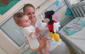 пирогов изненади малките пациенти великден снимки