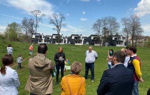 фандъкова игрището бояна остава сегашния вид естествена трева напълно свободен достъп всички боянчани софиянци