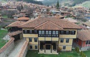 шефът музеите копривщица въстание прави необразовани хора