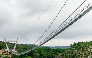 откриха дългия висящ пешеходен мост света