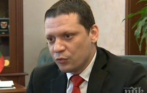 илиан тодоров депутатите гласуваха 000 лева заплата месец пенсионерите мрат мухи тях