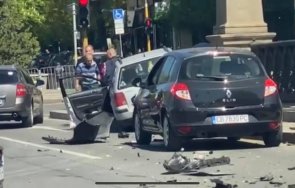 горещо пик ламарини хвърчат орлов мост навръх гергьовден видео