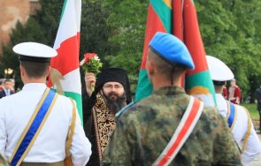 гергьовден водосвет бойните знамена демонстрация самолети концерт ариана