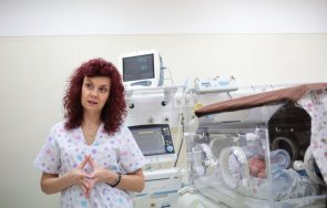свързват родители недоносените бебета телефона