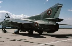 страшен рев самолети събуди пловдивчани нощта