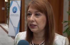 елеонора лилова доброто подадем ръка труден момент