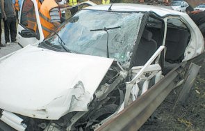 две момичета млада жена пострадаха катастрофа пътя гкпп станке лисичково