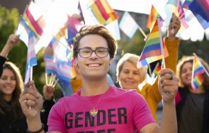 супер скандал бургас протестира готвен гей парад организаторите организират