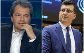 евродепутатът асим адемов тошко йорданов изчегъртай вдигни чалготека евродепутатът показа направеното герб