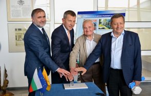 министър георги тодоров институтът въздушен транспорт установи ковачница кадри авио индустрията снимки