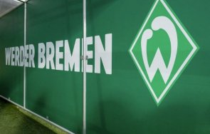 вердер бремен уволни треньора
