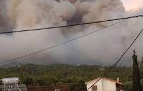 огнен евакуираха села манастири атина видео