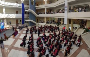 400 абсолвенти получиха дипломи бсу