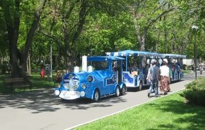 влакче атракцион помете дете дядо алея бургас