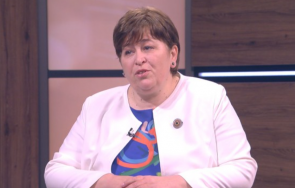 стела банкова обеща отпаднат ограниченията туристите румъния