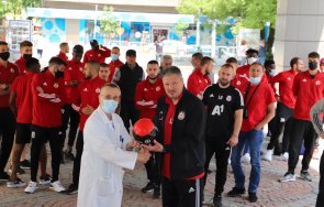 играчите цска ваксинираха коронавируса снимки