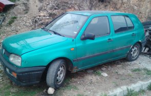 заловиха годишни тийнейджъри откраднали колата билкар