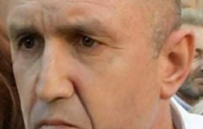 диктатурата радев обзор