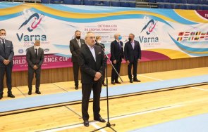 андрей кузманов откри световната купа спортна гимнастика варна снимки