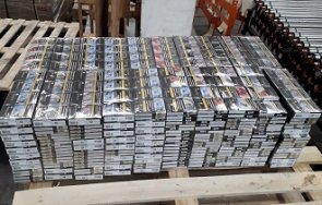 митничари заловиха нелегални цигари укрити компютри