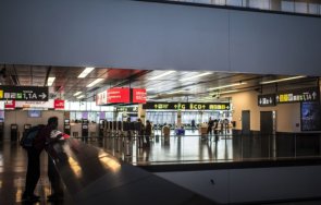 австрия забранява преките полети туристите великобритания