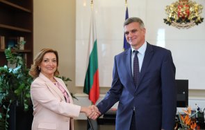 стефан янев разговаря нато европейските транспортни коридори посланика италия джузепина дзара
