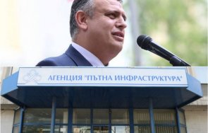 извънредно чистката служебния кабинет продължава паднаха шефските глави апи